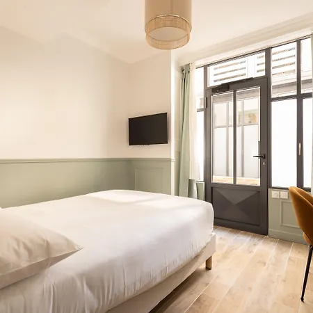 District Nation Hotel Parigi